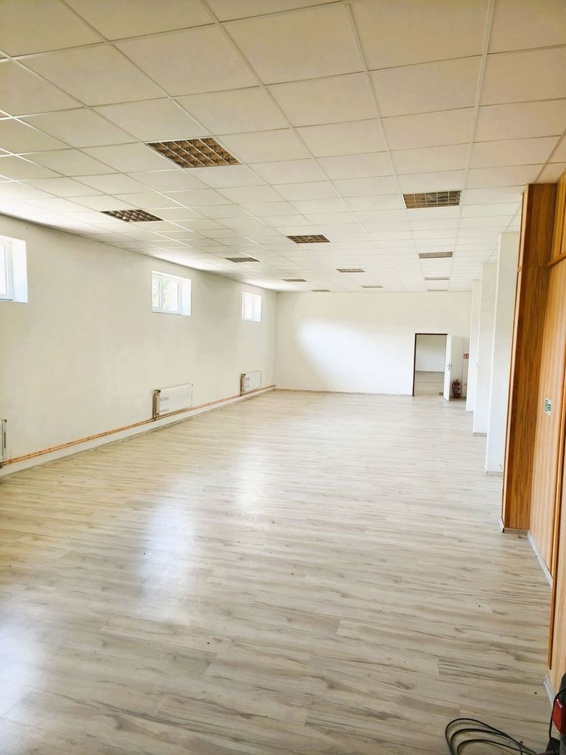 Prenájom komerčného priestoru 236 m² – Dúbravka