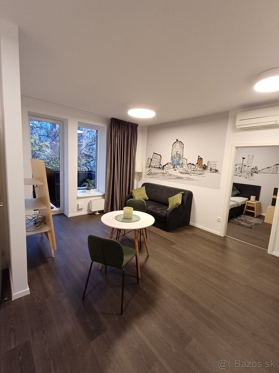 RK Byty Bratislava predá 2 izb. byt na ul. Žilinská, BA I.