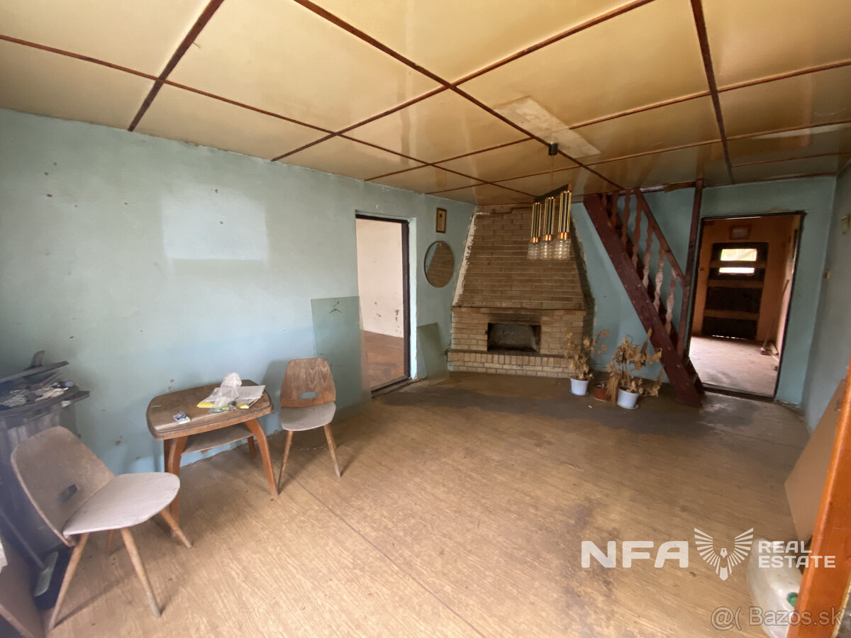 Chatka v obci Zlatno pri Poltári