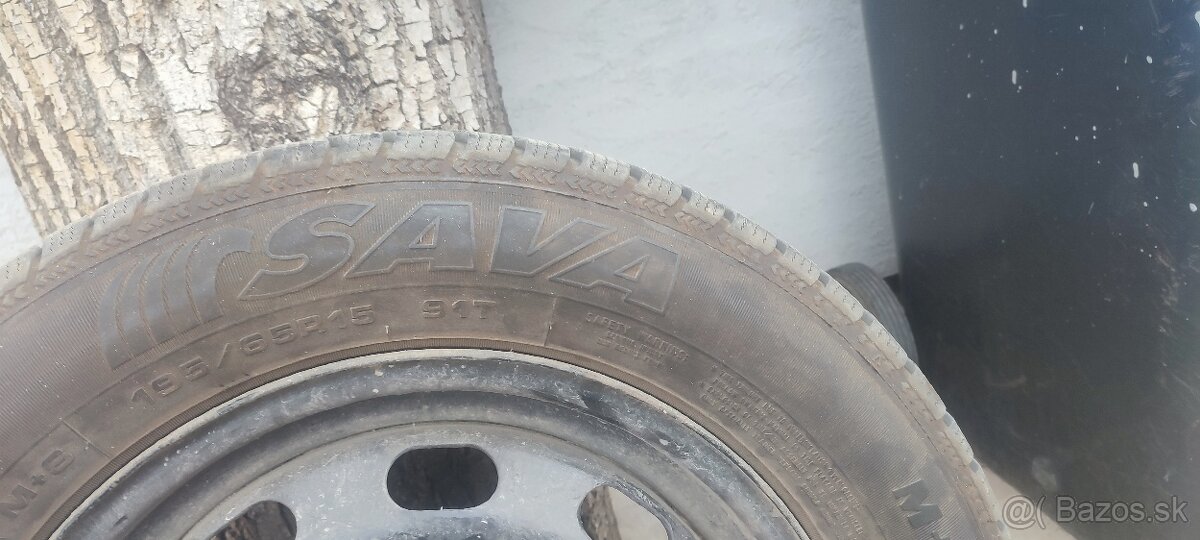 Zimné 195/65 R 15