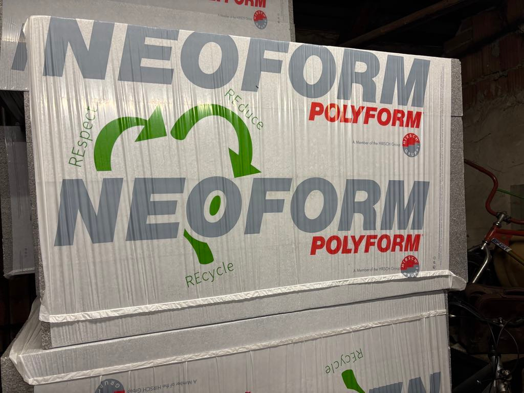 Sivy fasádny polystyrén