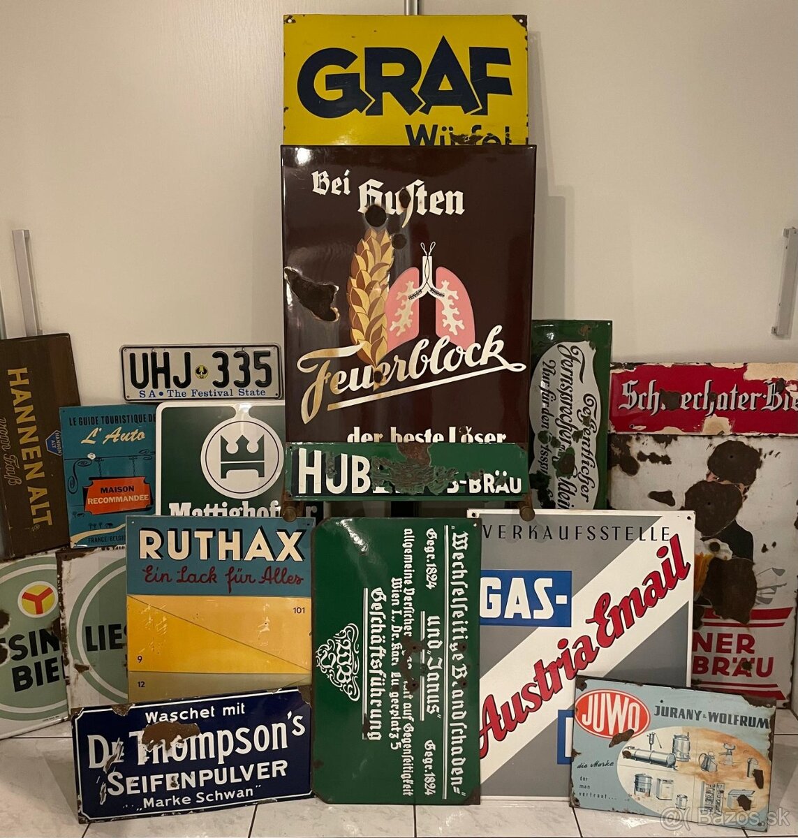 Staré reklamné smaltované tabule