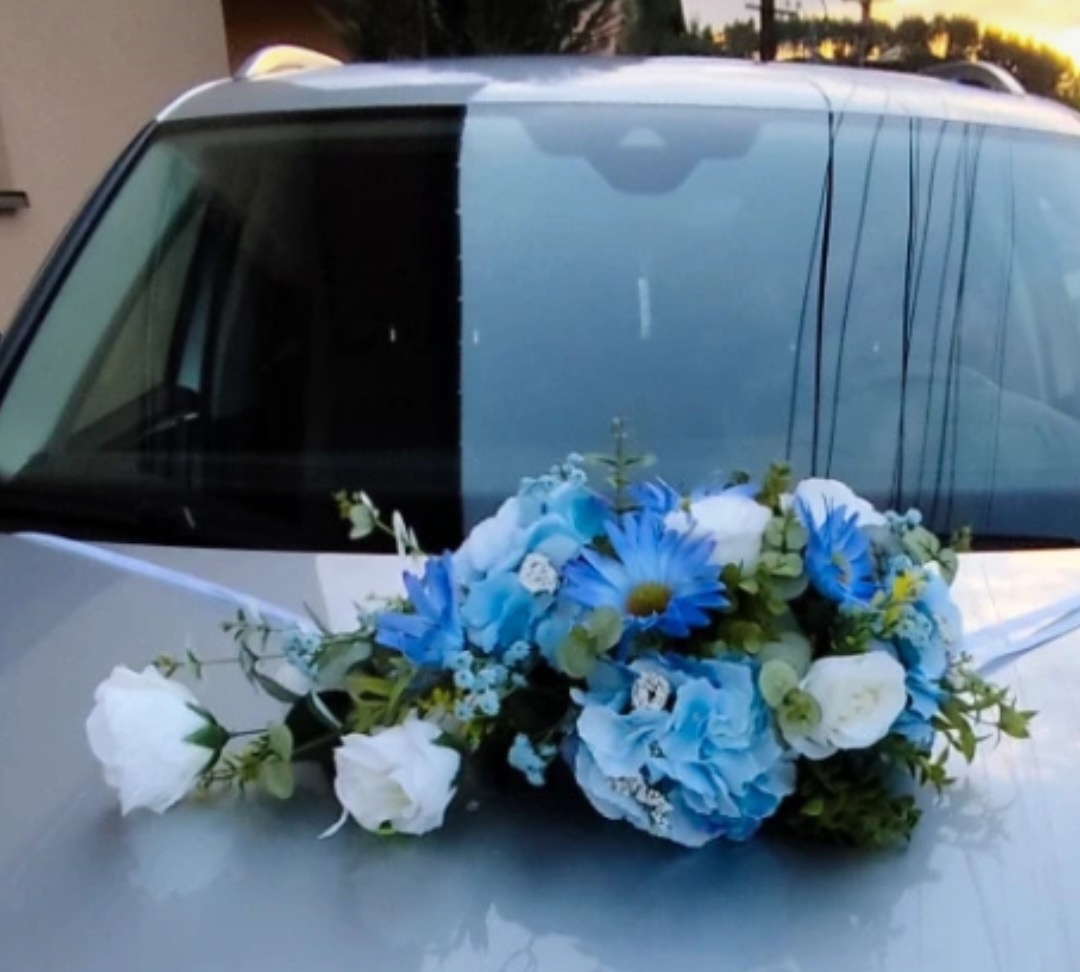 Svadobná kytica na auto