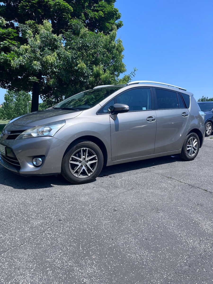 Toyota Verso 1.8 Valvematic