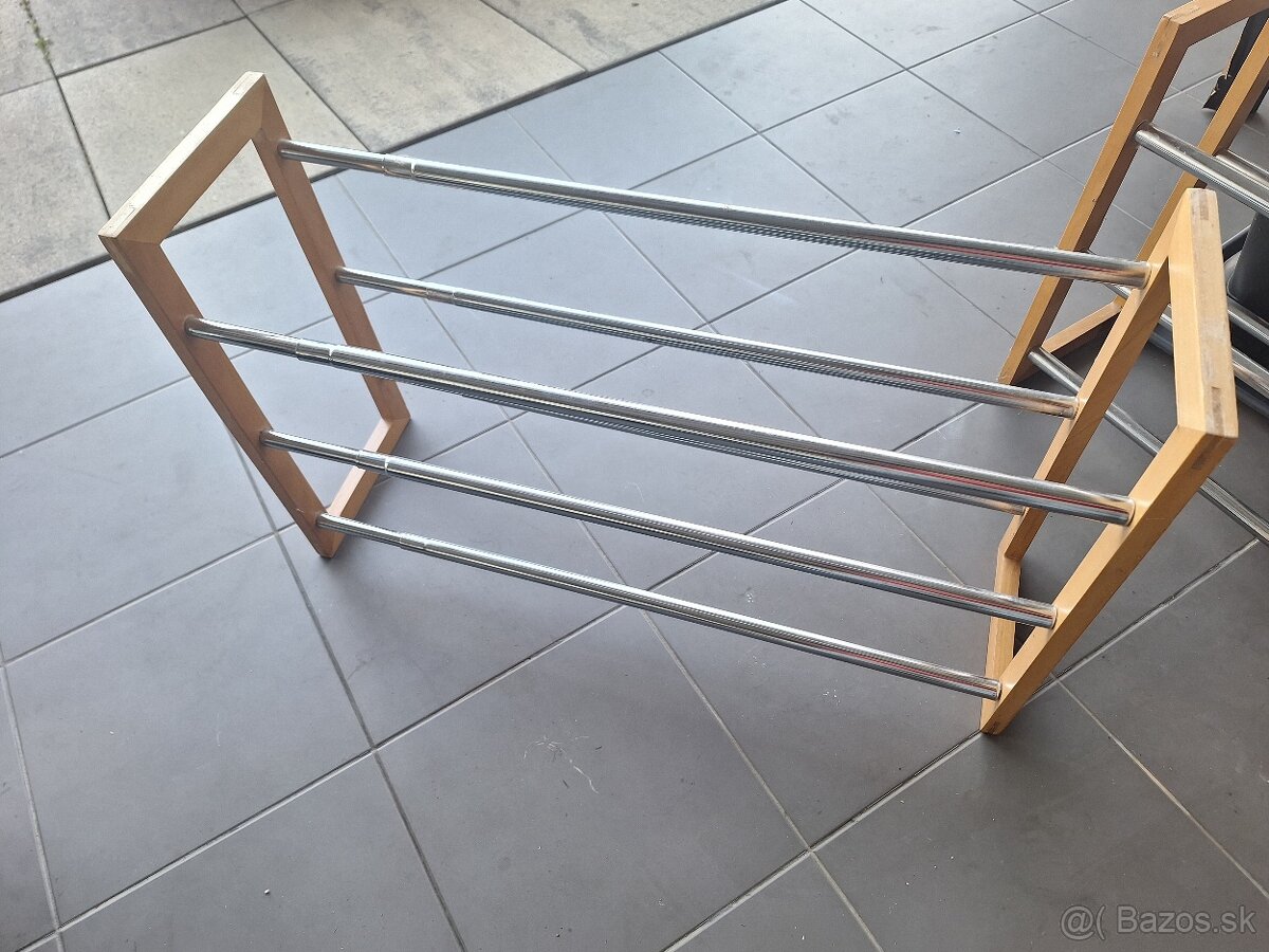 Stojan na topanky