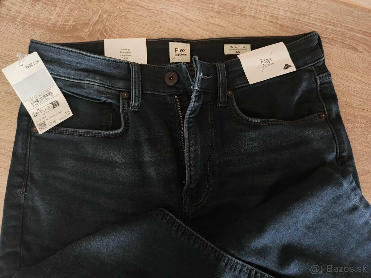 SLIM jeans