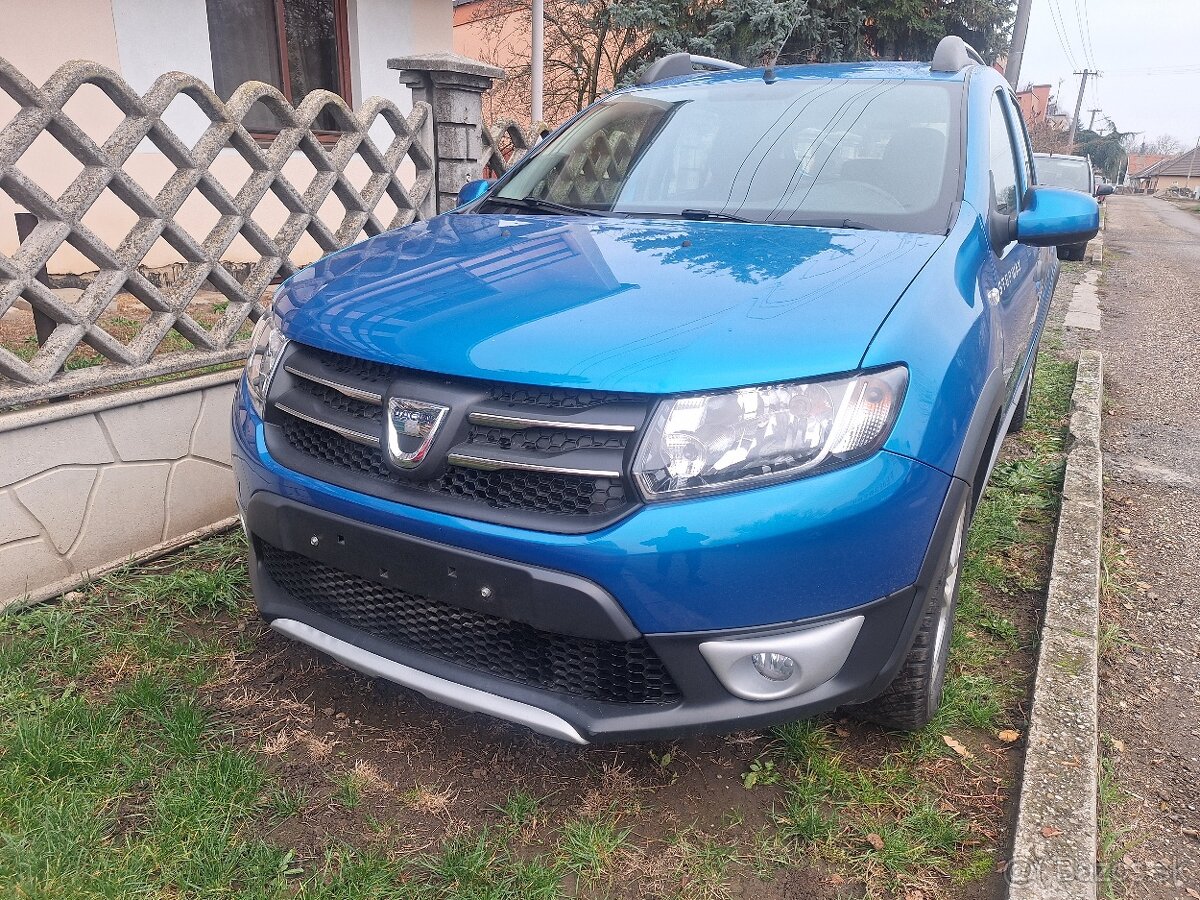 DACIA SANDERO STEPWAY BENZÍN  52000 KM