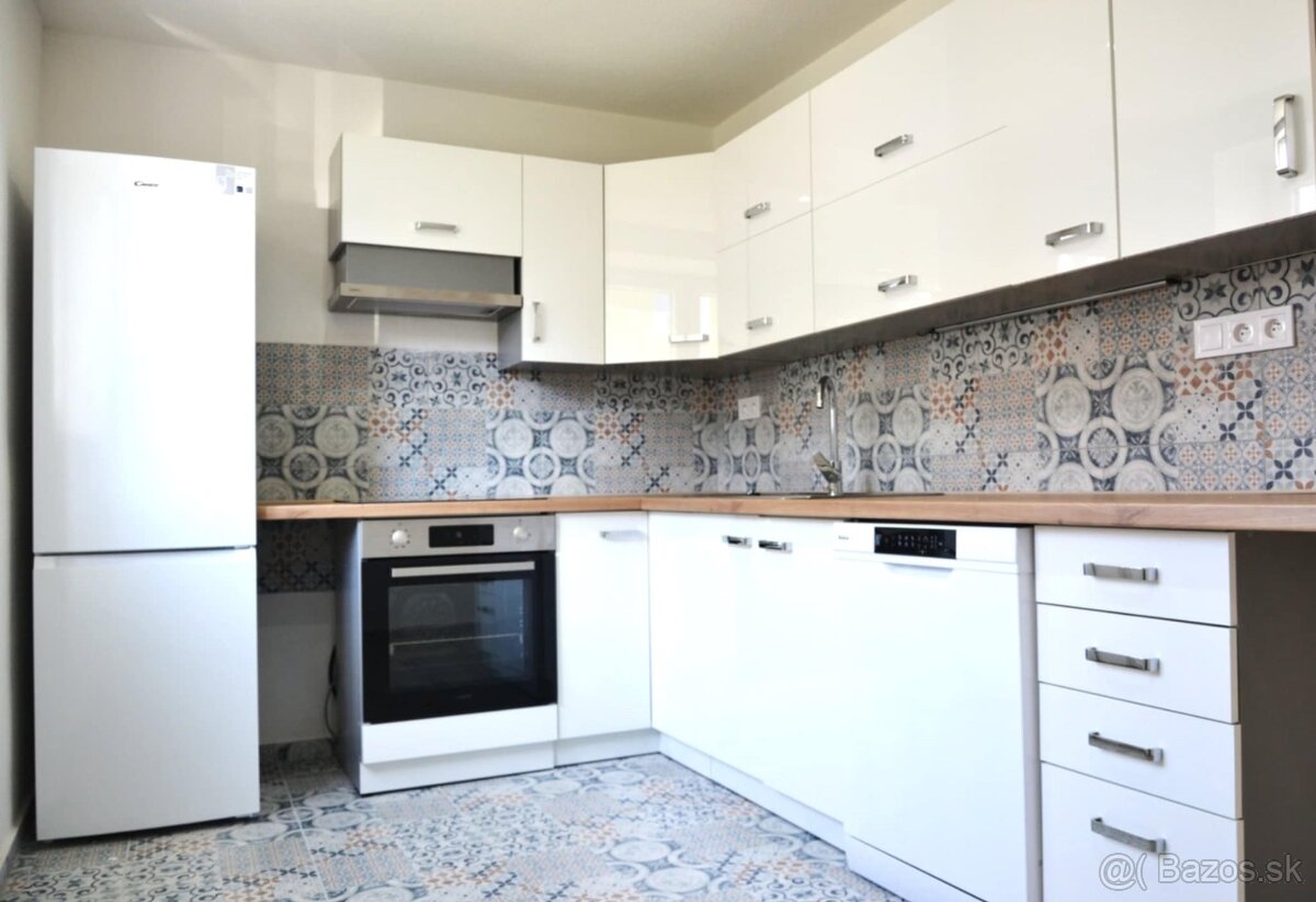 Prenajmem Dvojizbovy byt v Poltari