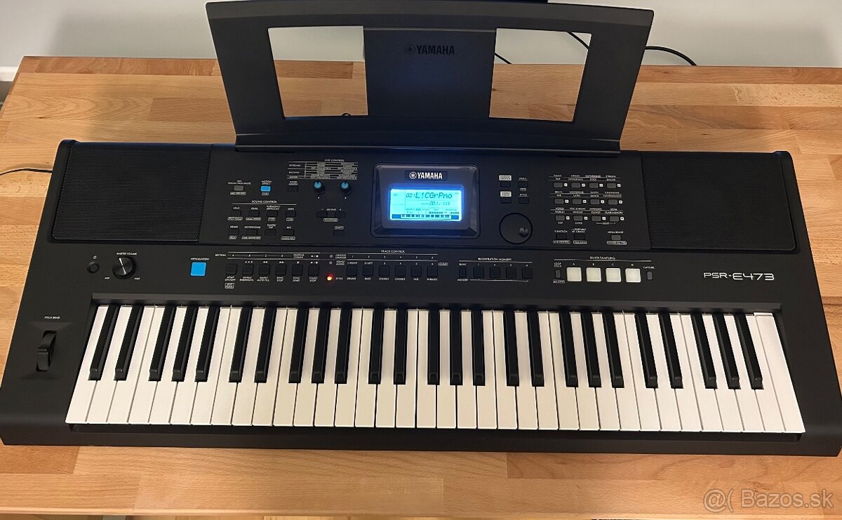 Yamaha PSR-E473 Keyboard