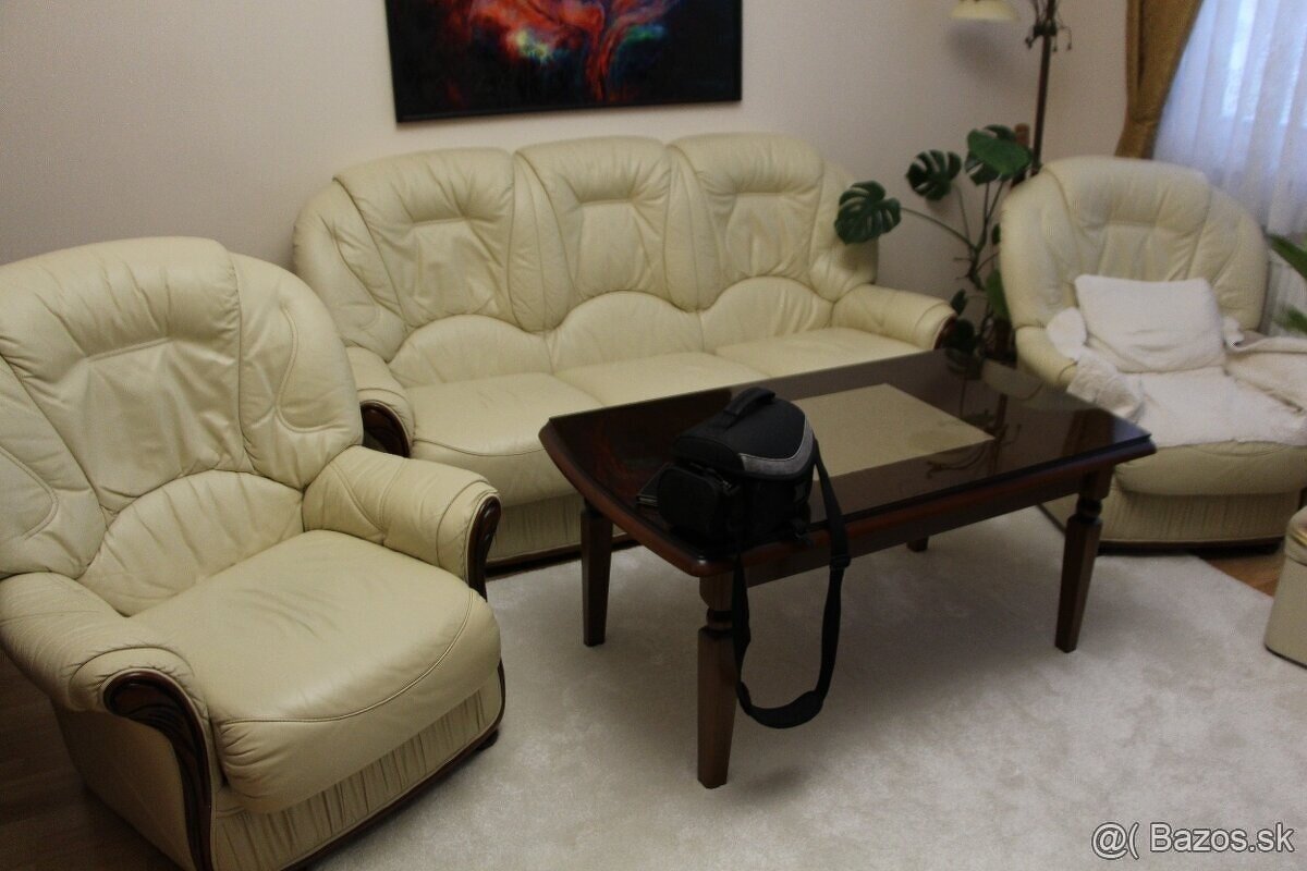 Sedacia suprava z pravej koze