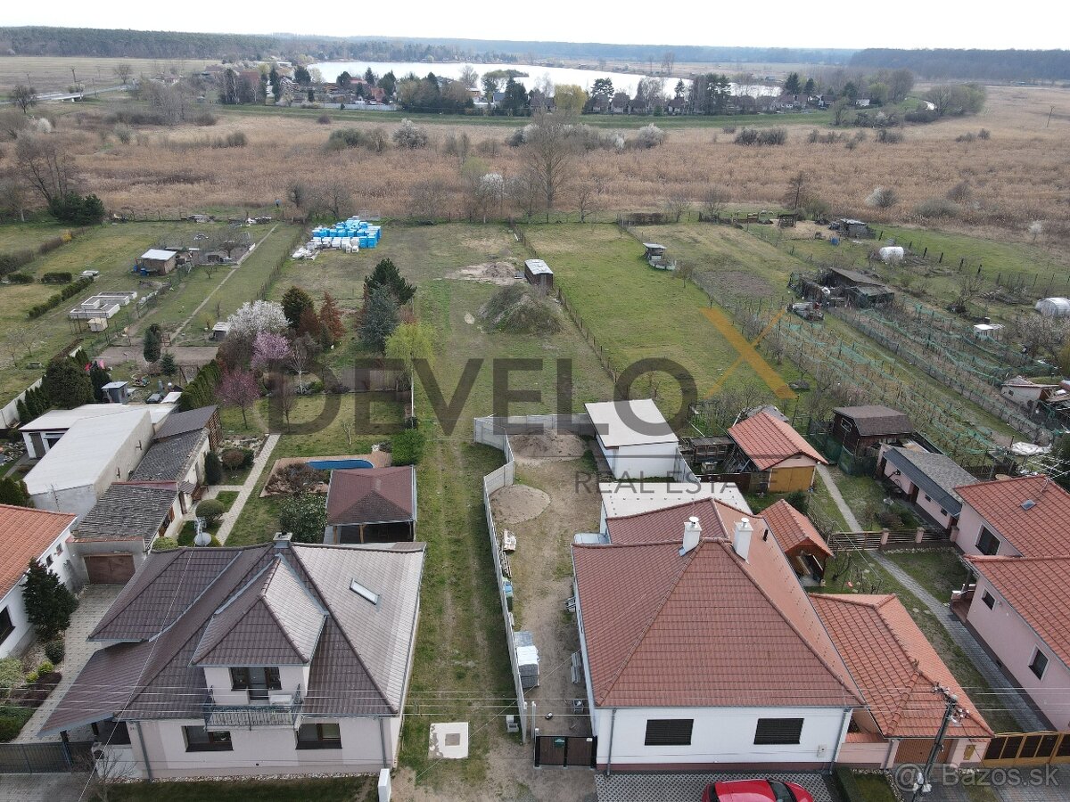 Na predaj 3 stavebné pozemky v obci Jakubov