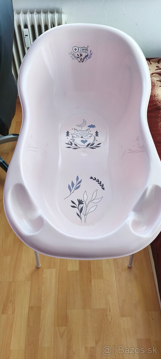 Vanička so stojanom