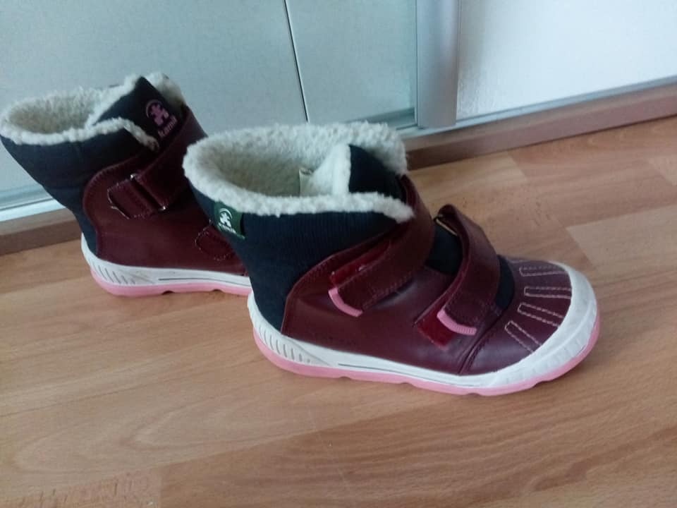 nové snehule - čižmy - nepremokavé značkové veľkosť 33