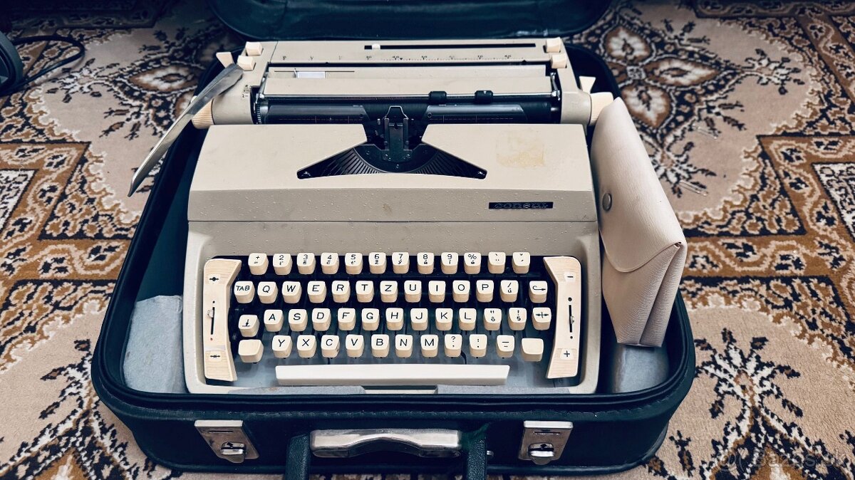 Písací stroj Consul