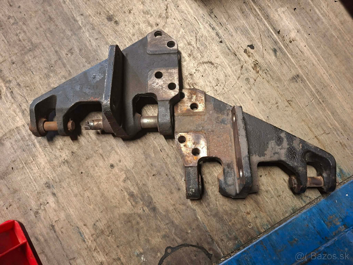 konzola drziaky ramena zetor