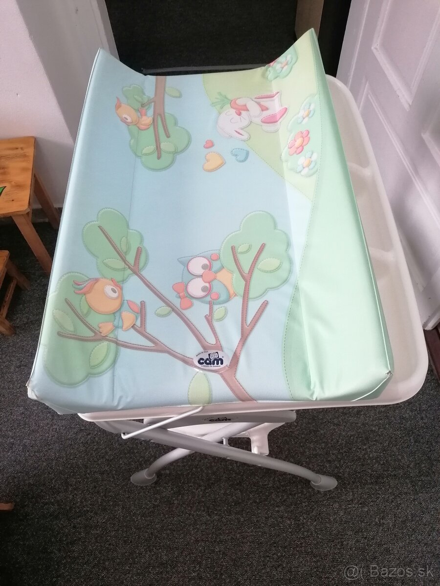 Prebaľovaci pult s vanickou cam