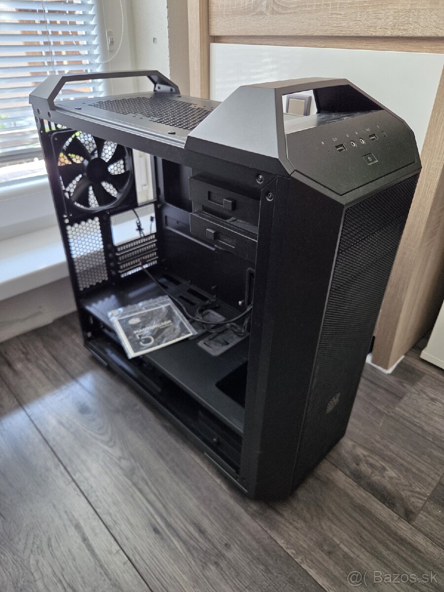 PC skriňa Cooler Master MasterCase 5