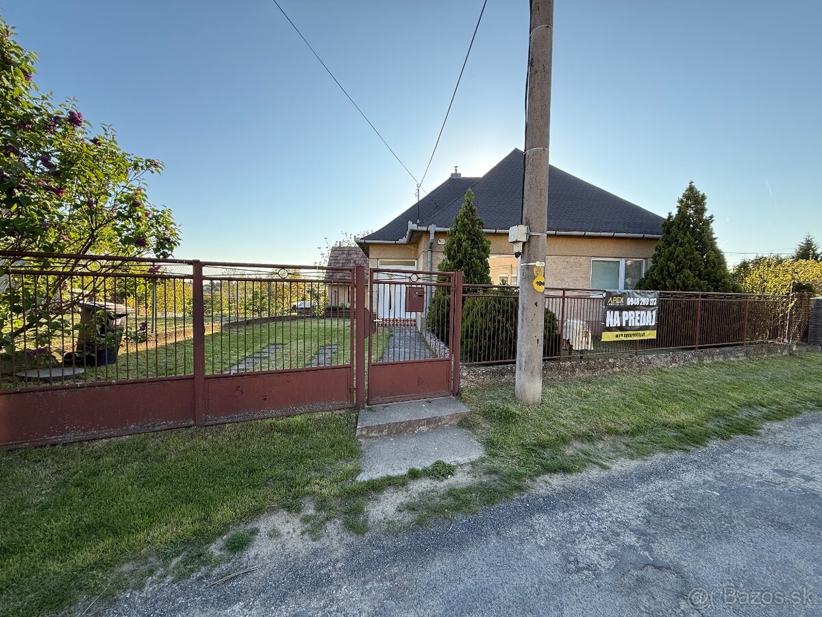 Exkluzívne APEX reality 4i. RD v Bojničkoch, 741 m2 pozemok