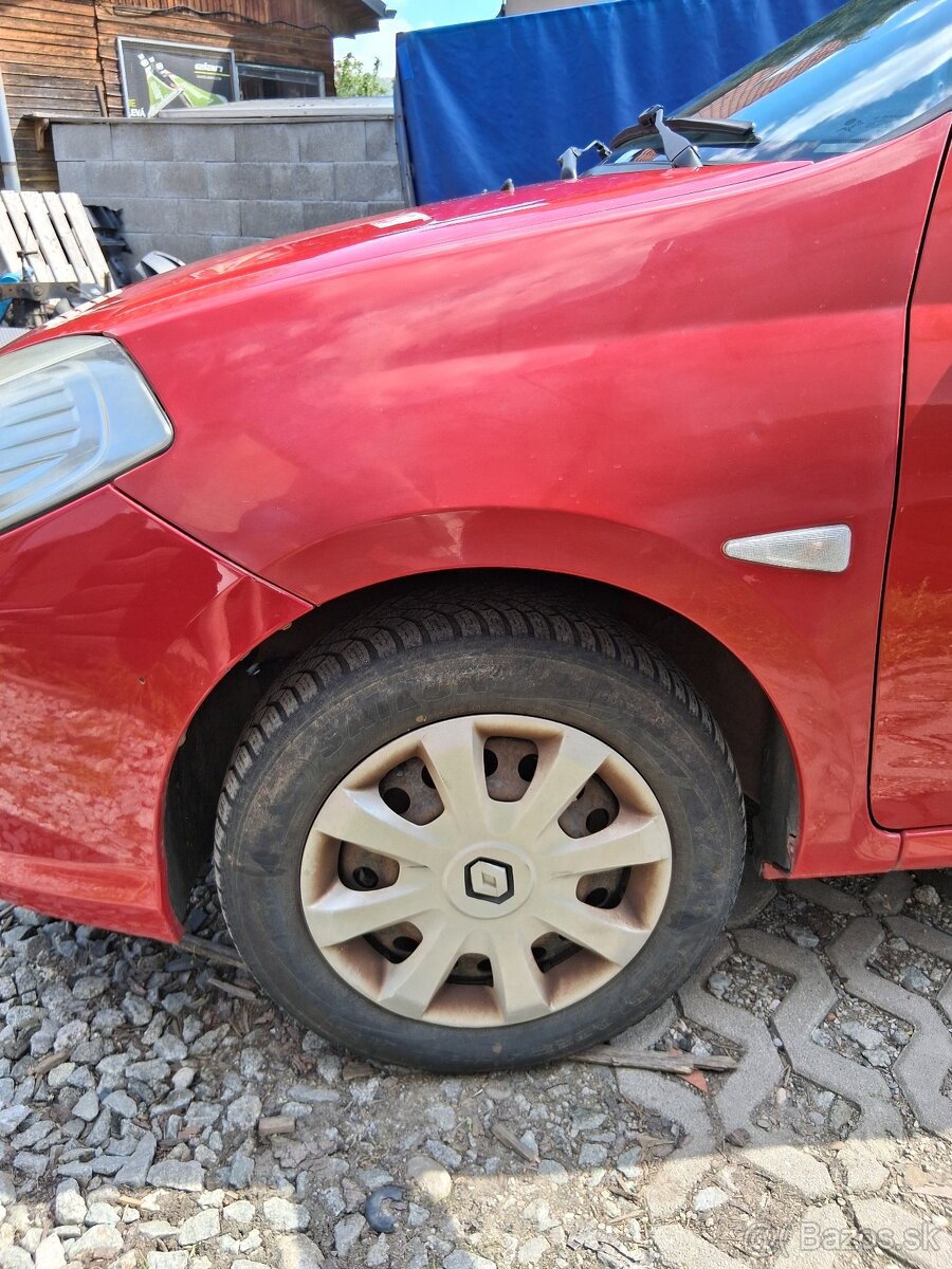 Predam soferov blatník na Renault Thália 1.2 55kw rok2011