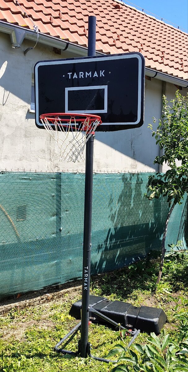 Basketbalový kôš