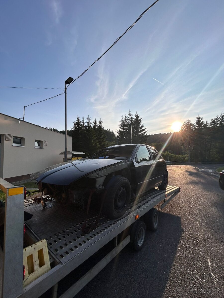 Rozpredám Seat leon mk1 1.9 81kw