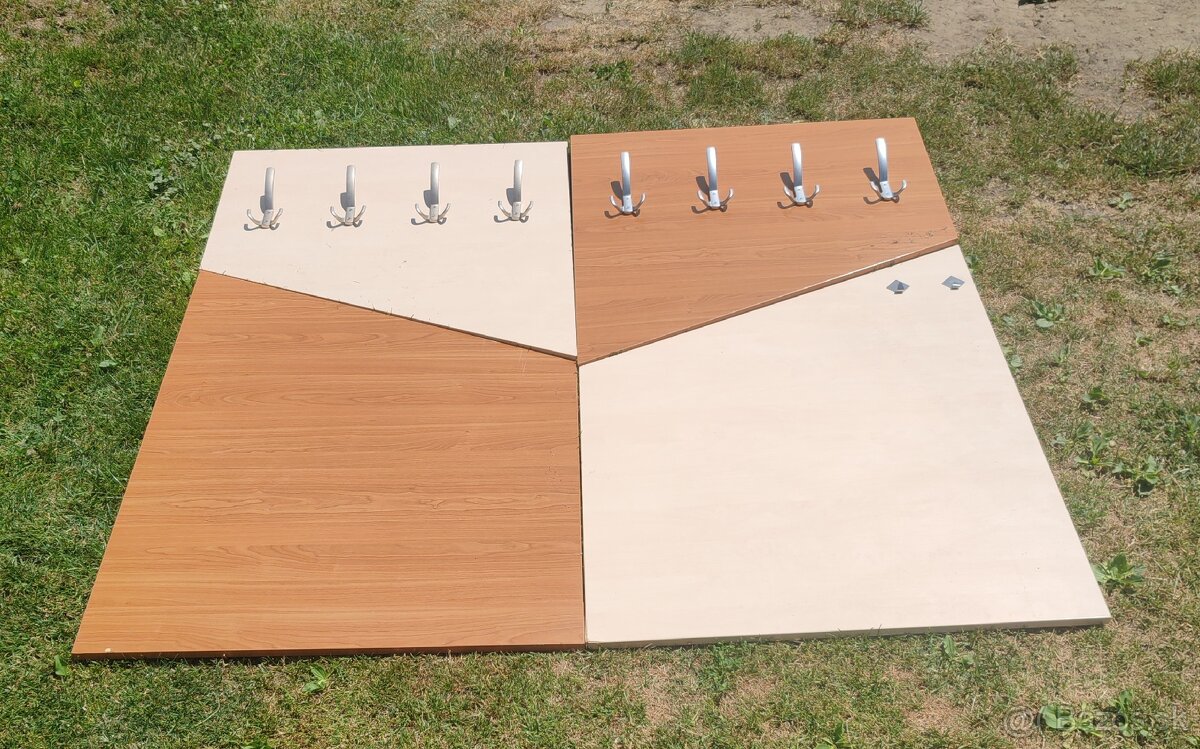 Vešiakový panel