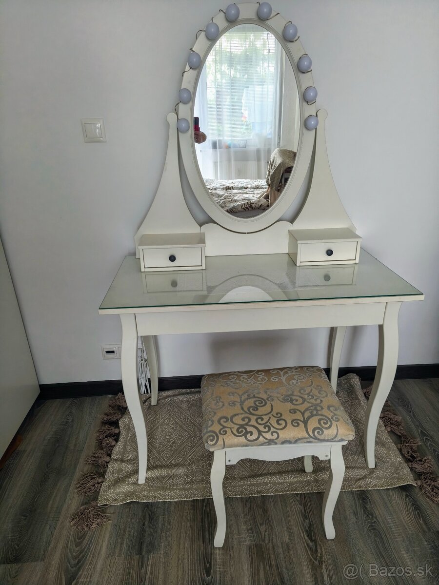 IKEA Hemnes toaletný stolík