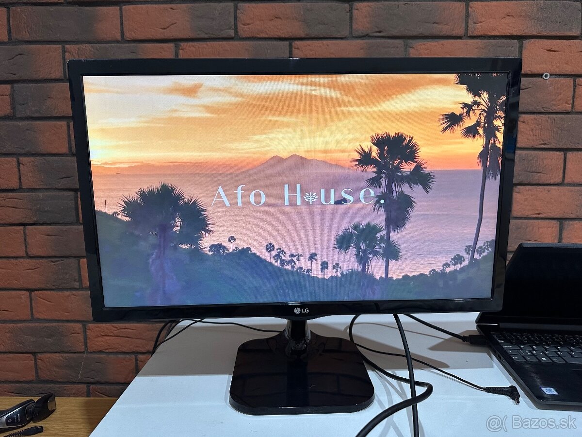 Predám LG 24” LCD monitor - plne funkčný, bez poškodenia