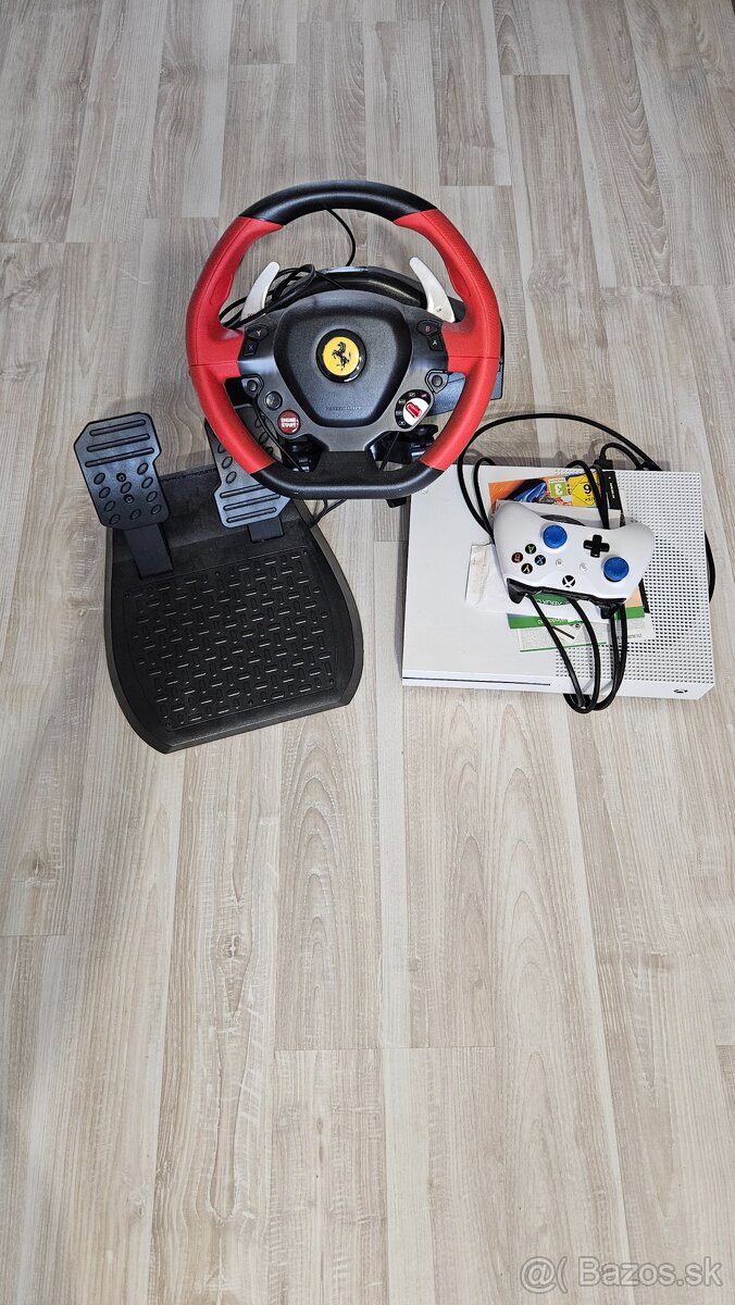 Xbox One S a volant