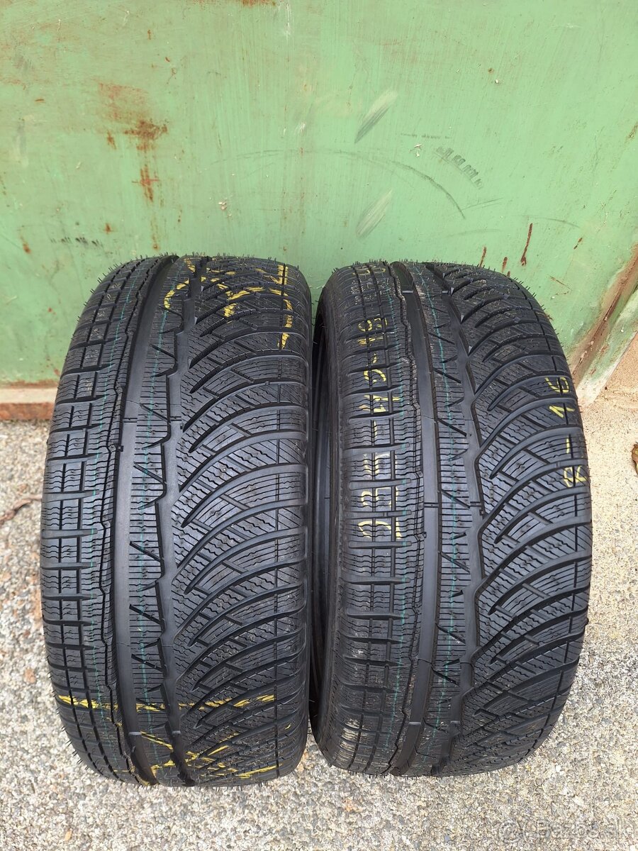 235/40r18 Michelin