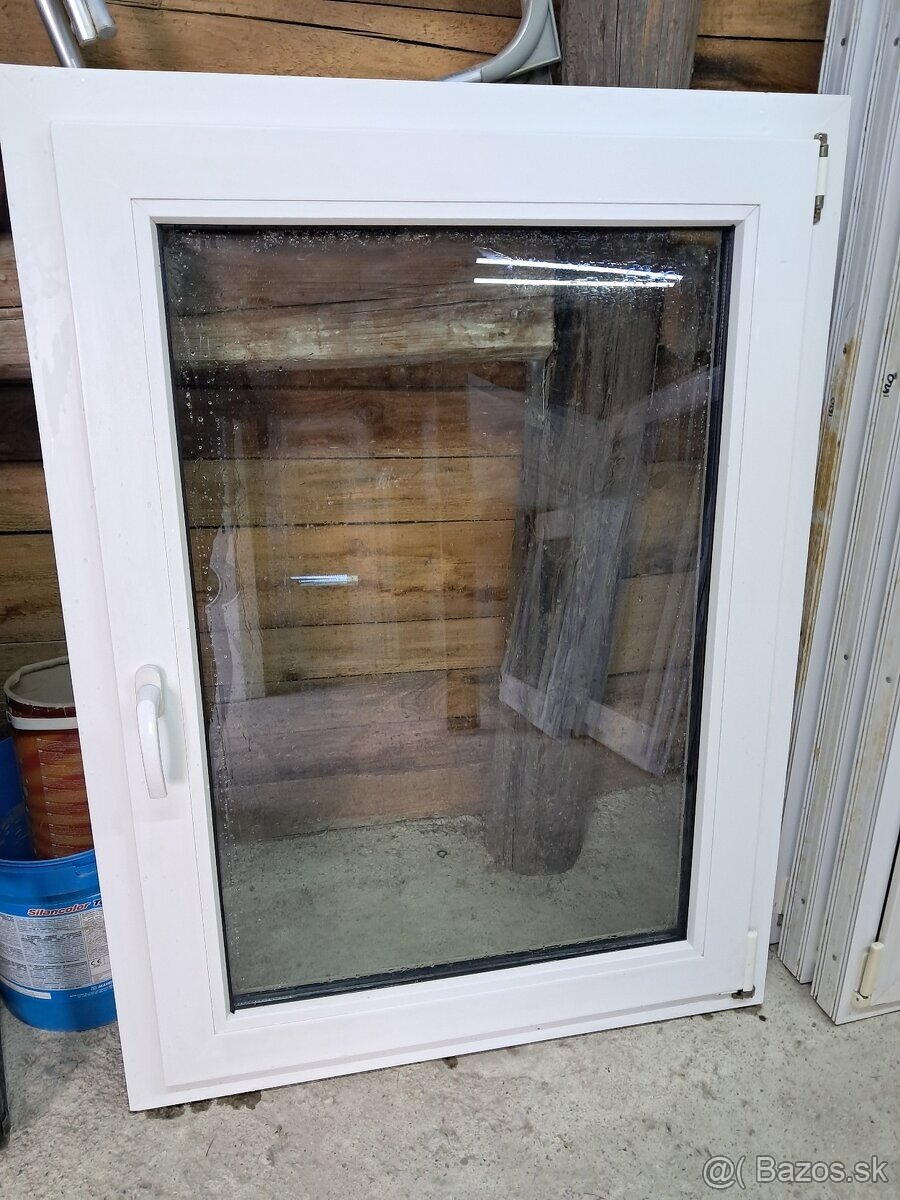 Predám plastove okna 100 cm dlhý x 145 cm vysoký