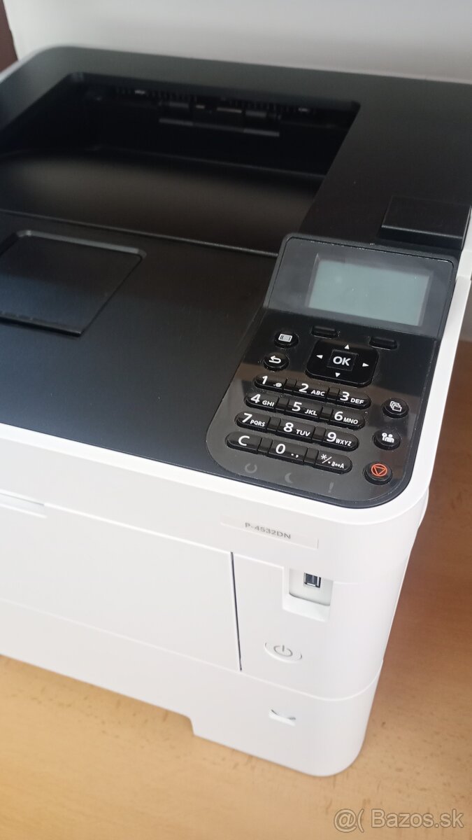 Triumh Adler /kyocera/ P4532DN