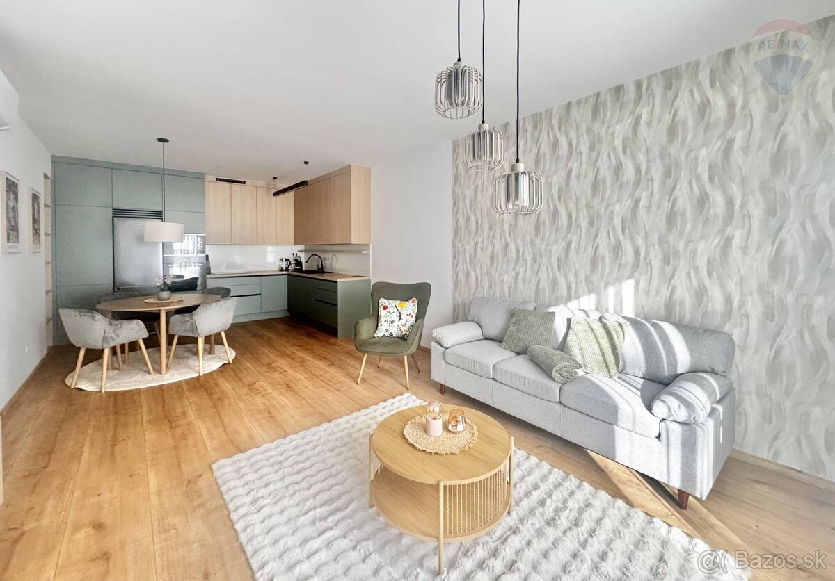 Prenájom 2 izbového bytu v Dunajskej Strede, Poľná cesta, 8