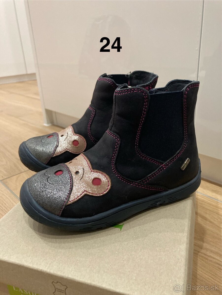 Dievčenské kožené čižmičky 24