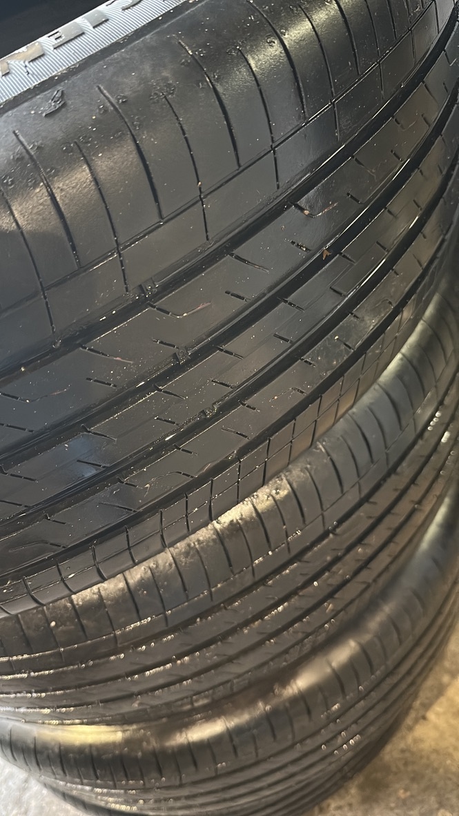 Goodyear 235/50 R20 104W XL – DOT 4524, ako nové (1900 km)