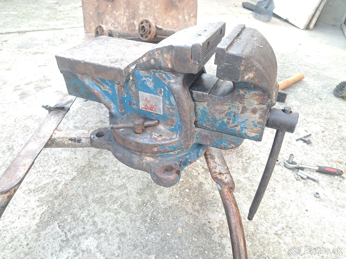 Zverák Benchvice 150mm TBV-201