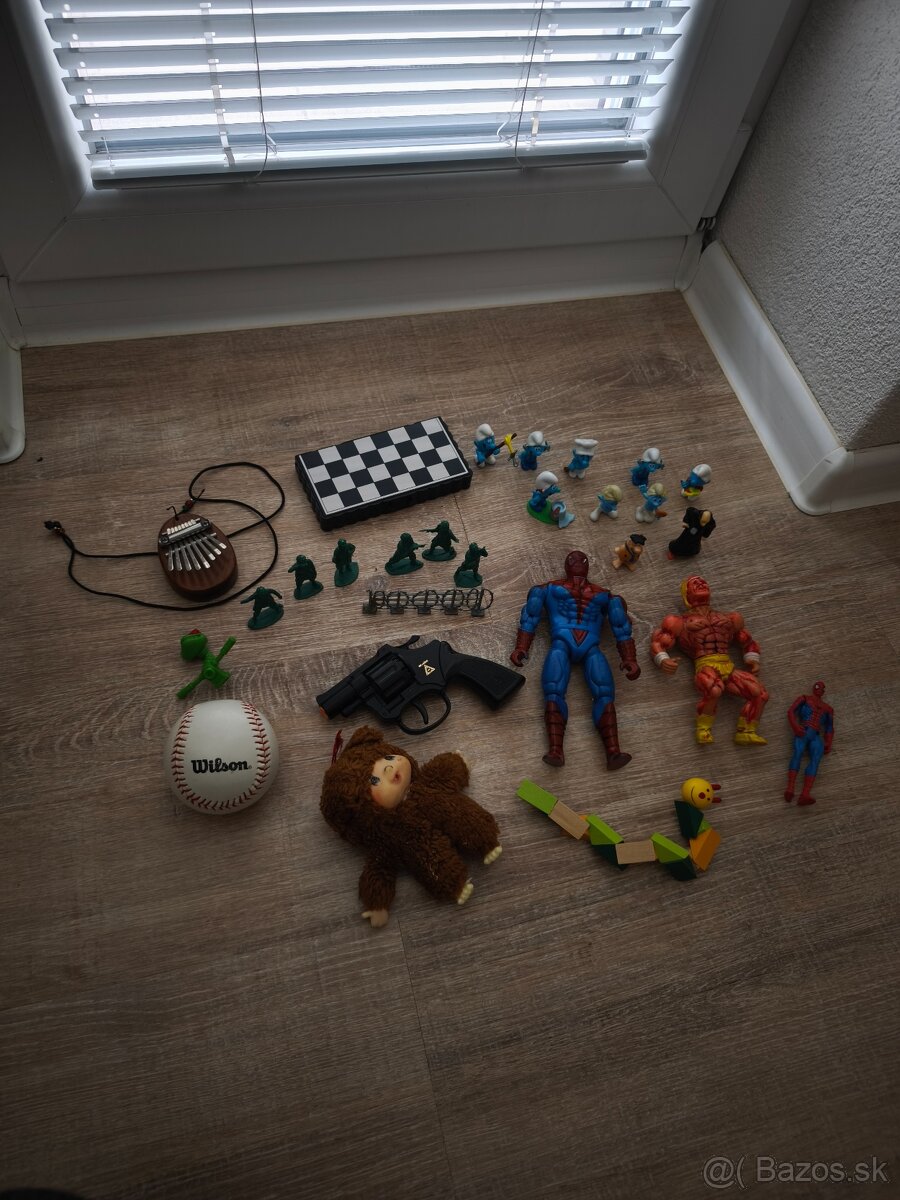 Hračky aj retro hračky