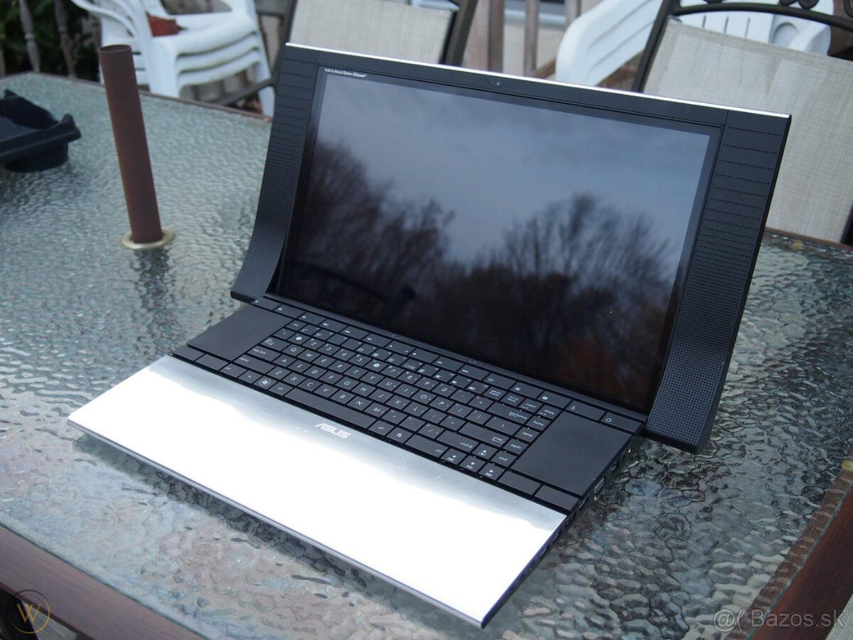 ASUS NX90 - extrém medzi notebookmi