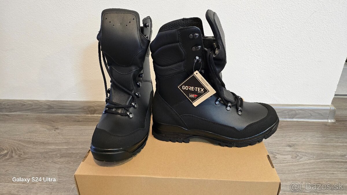 Kanady GORE-TEX, BLACK SQUAD - 43, NOVÉ