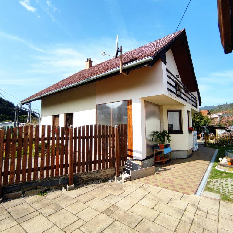 EXKLUZÍVNE rodinný dom Richnava, Gelnica, garáž, záhrada