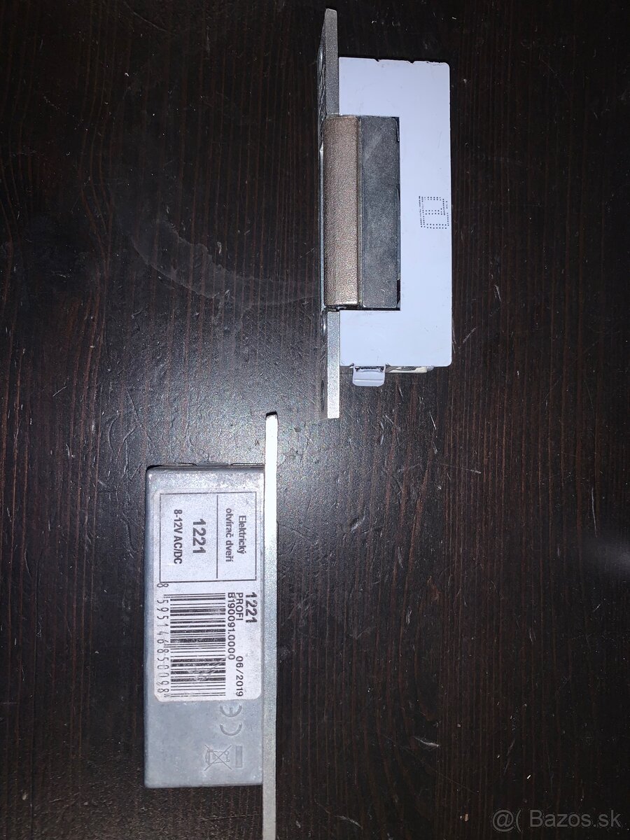 Elektricky vrátnik FAB