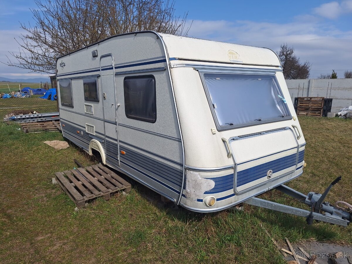 Predám karavan Weltbummler 5 miestny