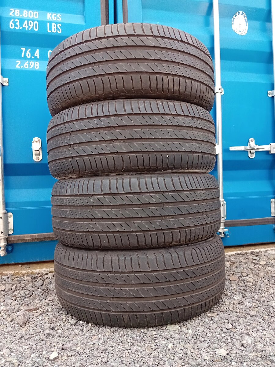 235/45R18 Michelin Primacy 4 2021
