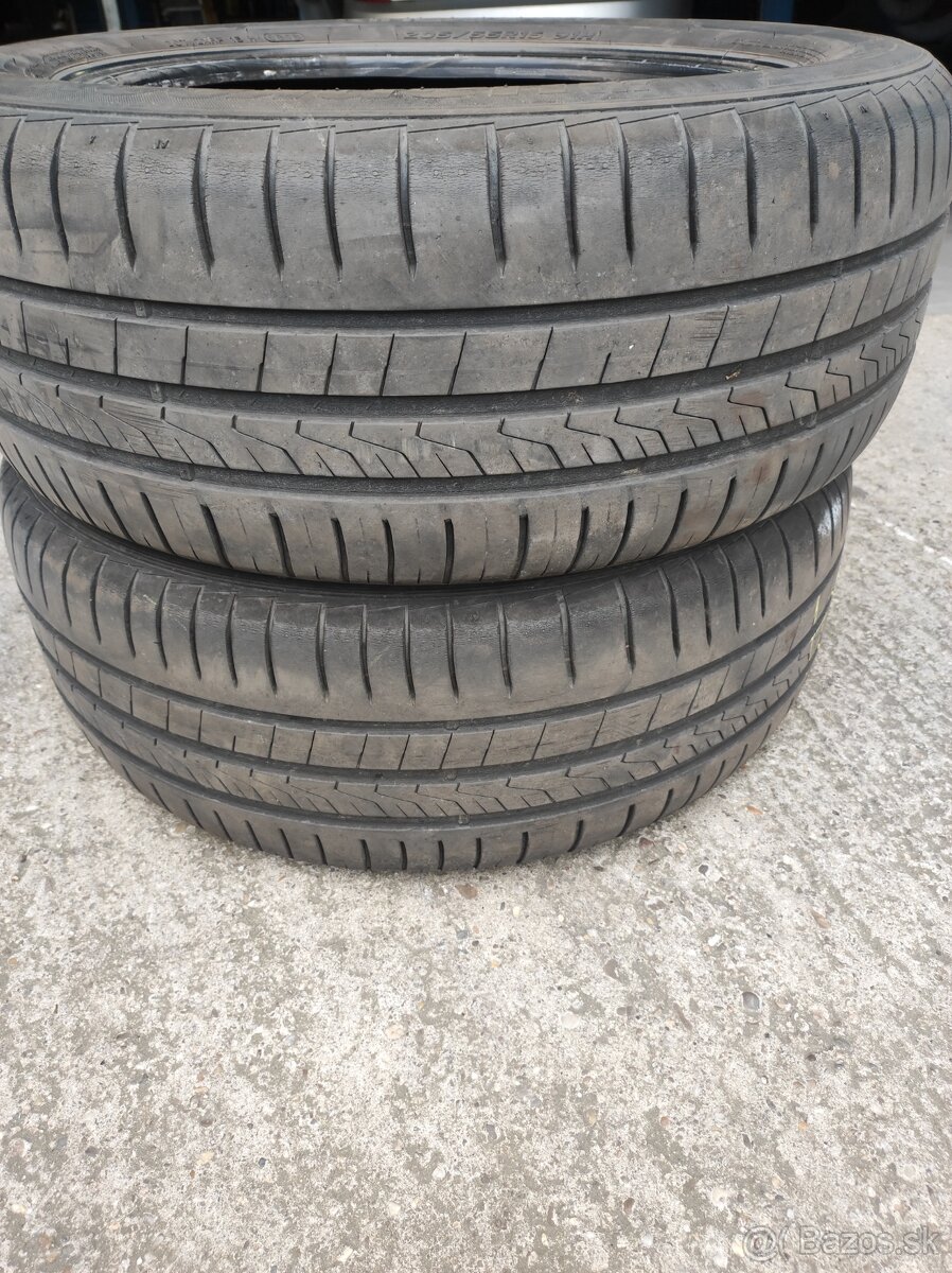 Predám 2ks letné pneu HANKOOK 205/55 R16