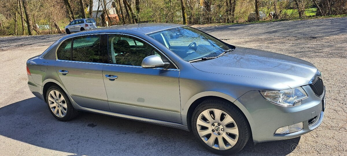 Škoda Superb 1.4 TSI Elegance 2009