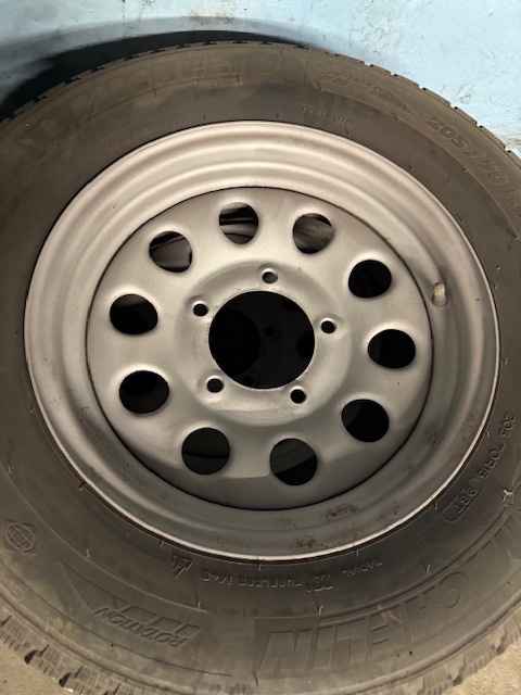 Predám kolesá / disky Suzuki JIMNY