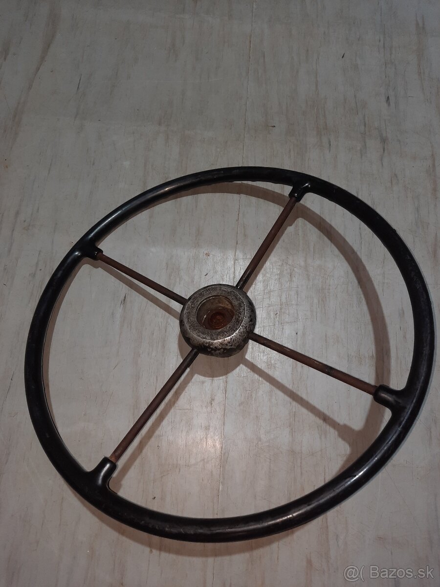 V3S volant