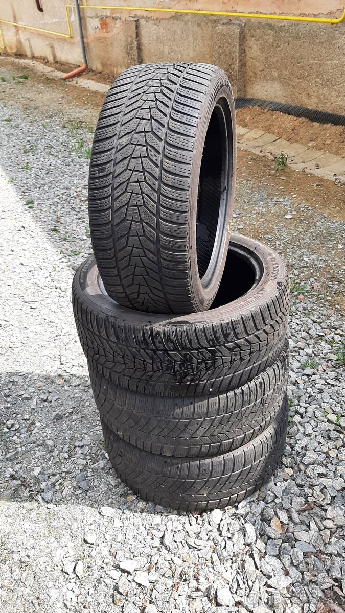 245/45r18 100V Hankook zimne
