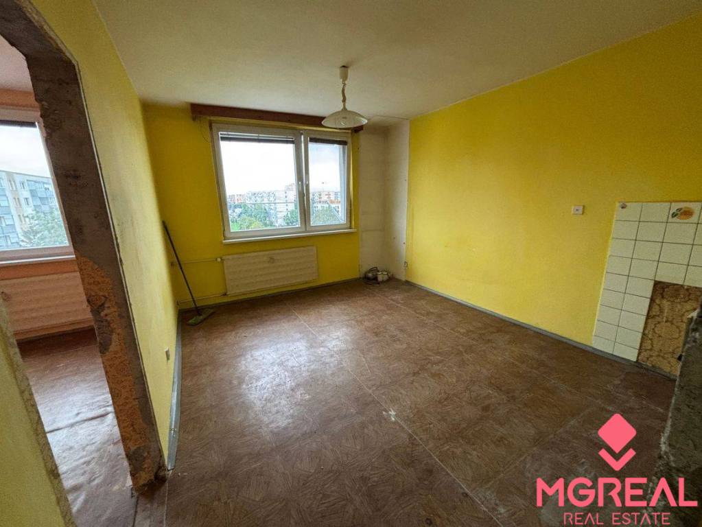 1 izbový byt Topoľčany / VYPLATENA ZALOHA