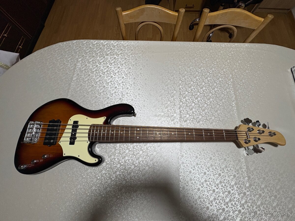 Basgitara Cort GB 35A